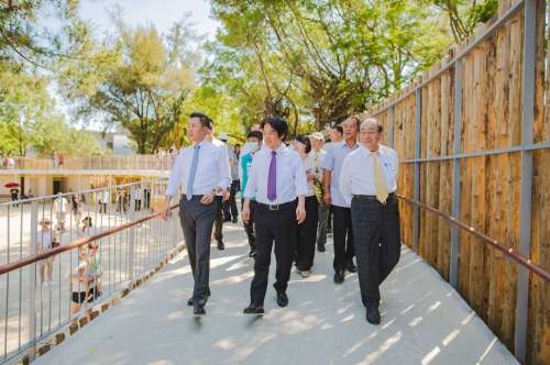 副總統賴清德、市長林智堅喜迎破百萬人次的動物園3